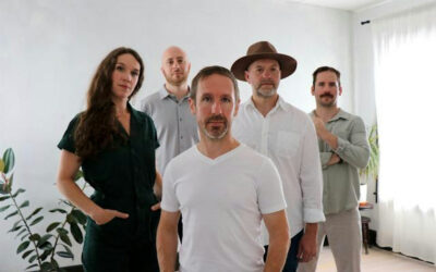 Driftwood wsg The Mallett Brothers Band